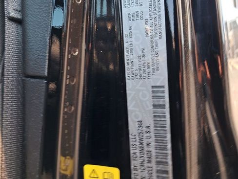 Used 2022 Jeep Wrangler Unlimited Sport image 28