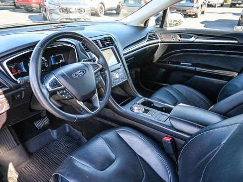 Used 2020 Ford Fusion Energi Titanium image 15