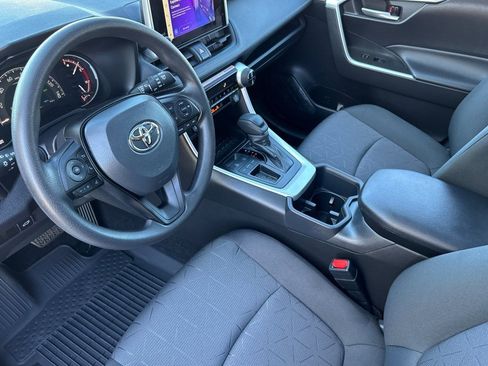 New 2025 Toyota RAV4 XLE image 4