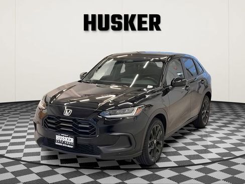 Used 2025 Honda HR-V Sport image 4