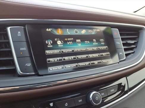 Used 2018 Buick Enclave Avenir image 21