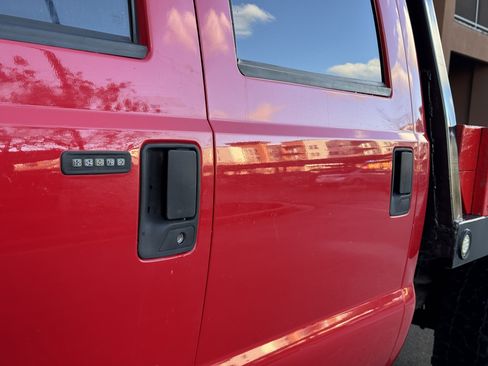 Used 2006 Ford F350 Lariat image 15