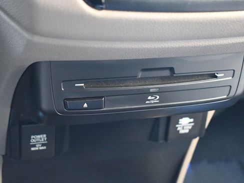 Used 2019 Honda Odyssey Elite image 26