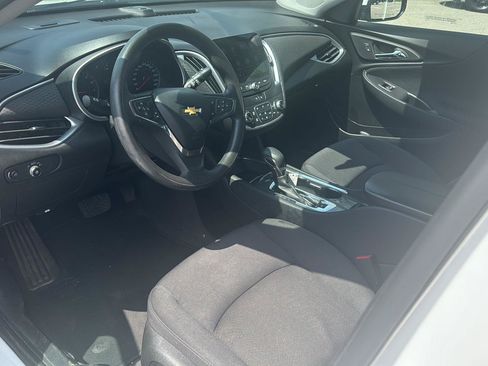 Used 2023 Chevrolet Malibu LT FWD image 11