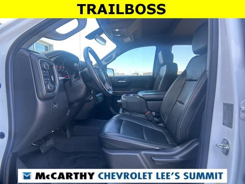 Used 2019 Chevrolet Silverado 1500 LT Trail Boss image 21