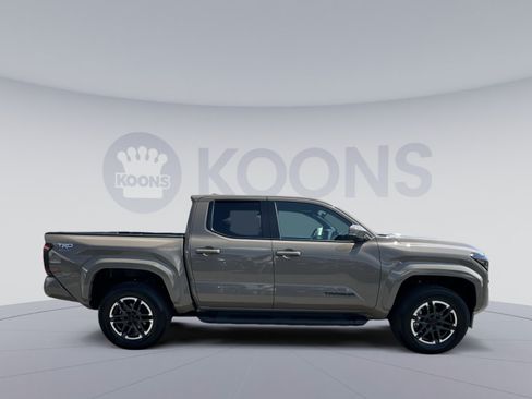 Used 2026 Toyota Tacoma TRD Sport w/ TRD Sport Premium Package AWD/4WD image 12