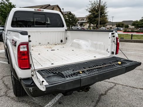 Used 2016 Ford F250 King Ranch w/ FX4 Off-Road Package image 54