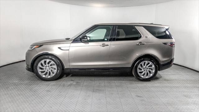Used 2023 Land Rover Discovery S R-Dynamic AWD/4WD image 3