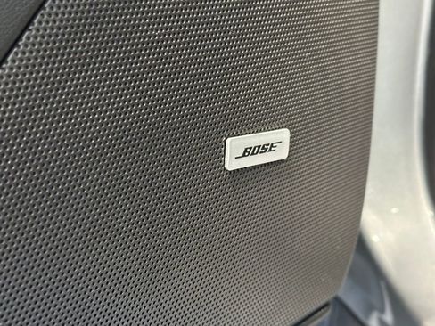 Used 2023 Cadillac XT6 Premium Luxury image 12