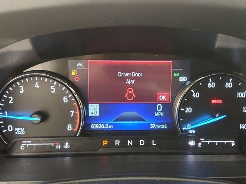 Used 2023 Ford Explorer XLT w/ Equipment Group 202A AWD/4WD image 11