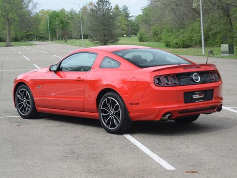 Used 2013 Ford Mustang GT Premium image 21