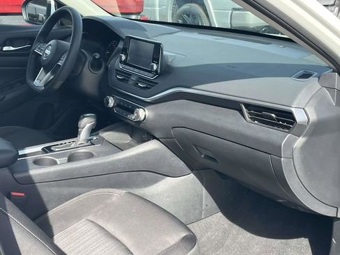 Used 2022 Nissan Altima 2.5 S image 23