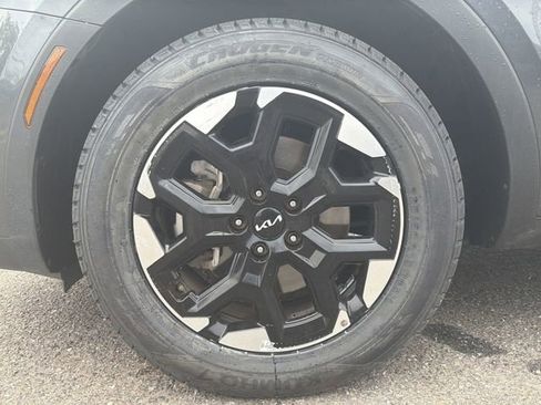 Used 2024 Kia Sorento S FWD image 10