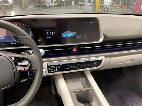 Used 2025 Hyundai Ioniq 6 SEL RWD image 5