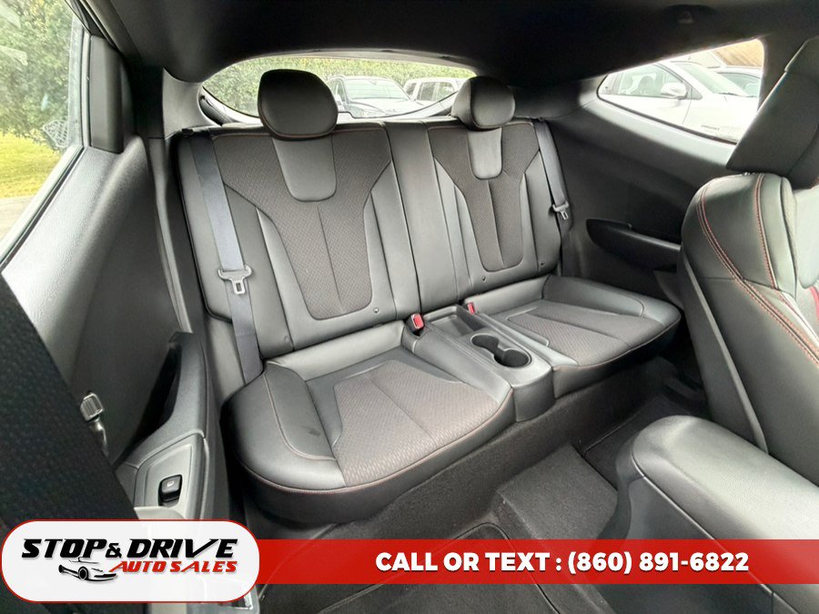 Used 2020 Hyundai Veloster Turbo FWD image 17