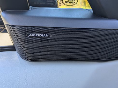 New 2025 Land Rover Range Rover Sport Dynamic SE image 21