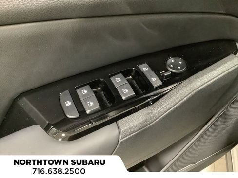 Used 2025 Kia Sportage EX w/ Premium Package image 15