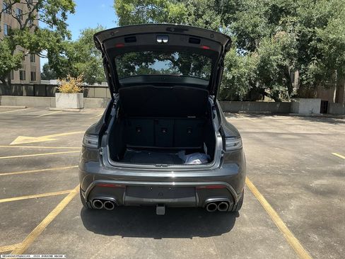 Used 2026 Porsche Macan S AWD/4WD image 10