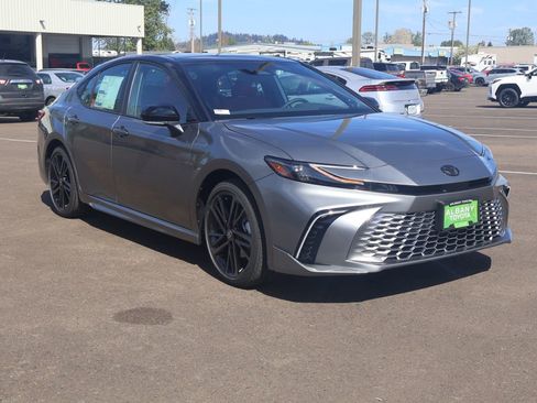 New 2026 Toyota Camry XSE w/ Premium Package AWD/4WD image 10