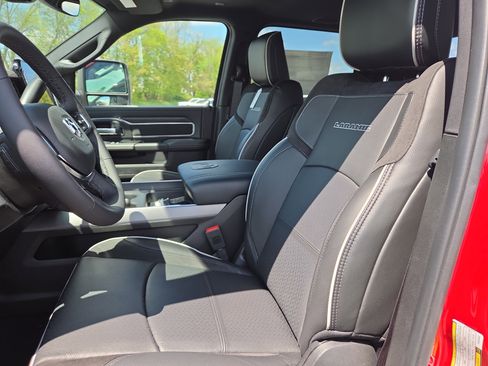 New 2026 RAM 2500 Laramie AWD/4WD image 2