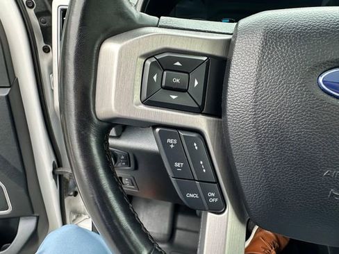 Used 2019 Ford F150 Platinum w/ Technology Package AWD/4WD image 13