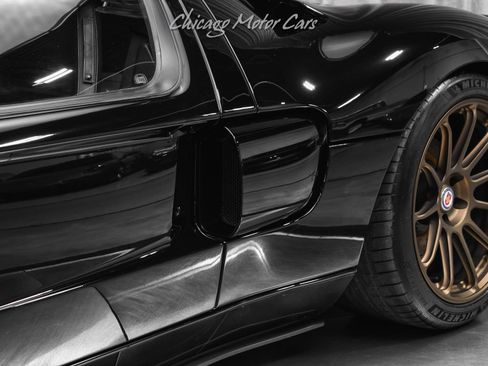 Used 2006 Ford GT image 28