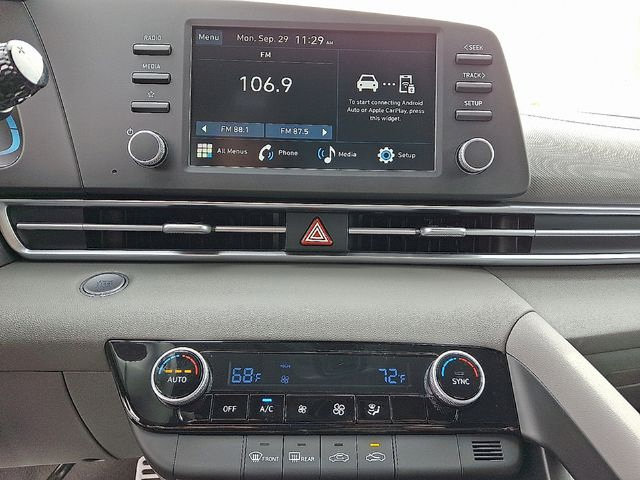 New 2026 Hyundai Elantra Sport FWD image 9