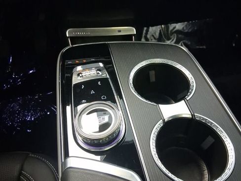Certified 2024 Cadillac Lyriq Sport AWD/4WD image 20