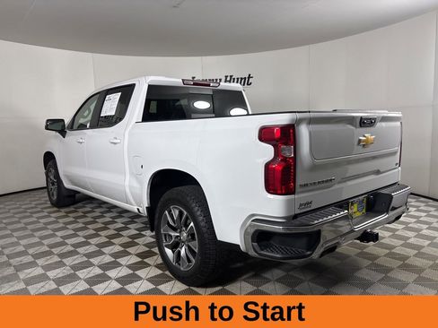 Used 2024 Chevrolet Silverado 1500 LT AWD/4WD image 7