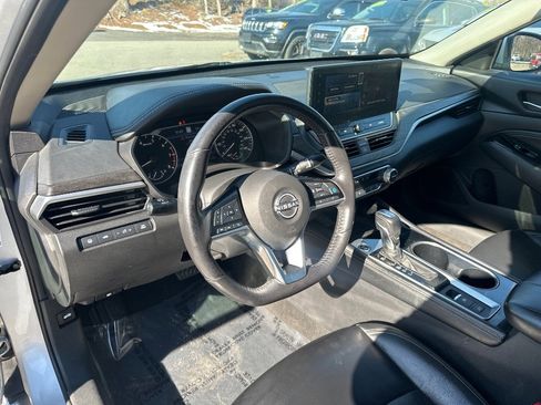 Used 2023 Nissan Altima 2.5 SL image 12