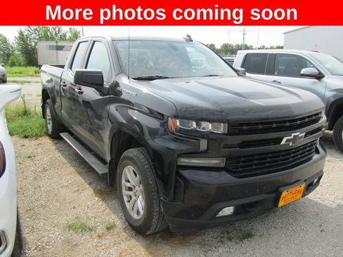 Used 2020 Chevrolet Silverado 1500 RST w/ RST 2.7L Value Package AWD/4WD image 7