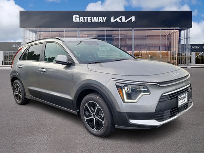 New 2025 Kia Niro EX
