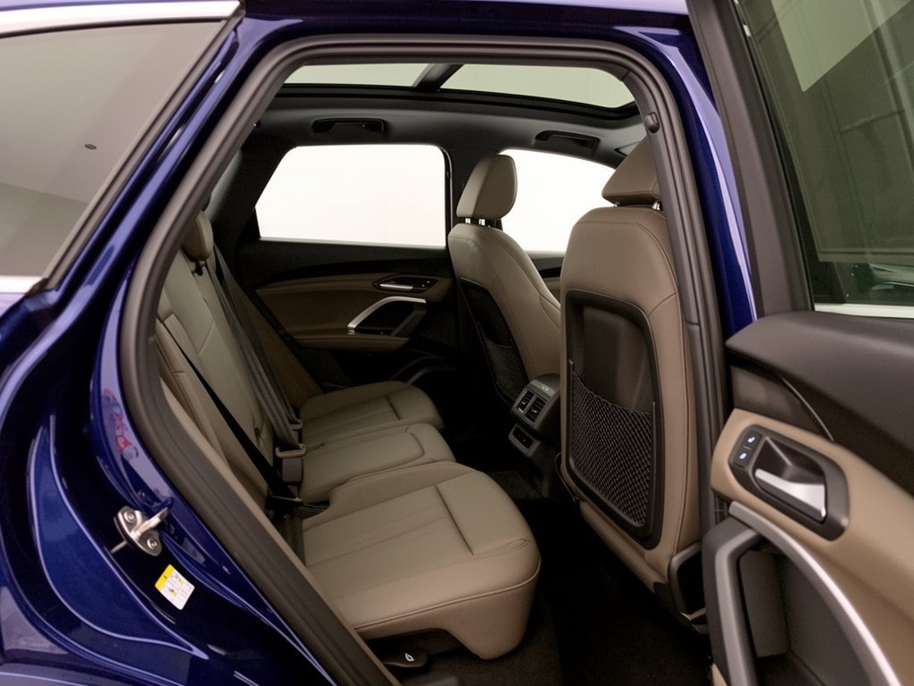 Certified 2025 Audi Q5 Premium w/ Convenience Package AWD/4WD image 29