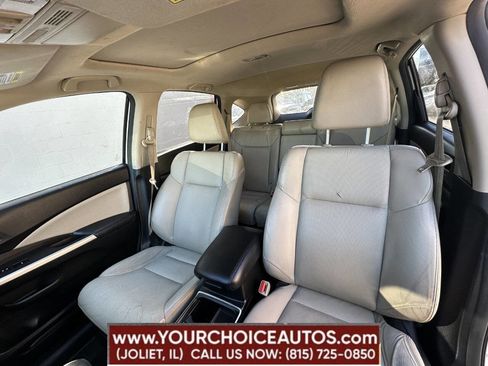 Used 2015 Honda CR-V Touring image 16