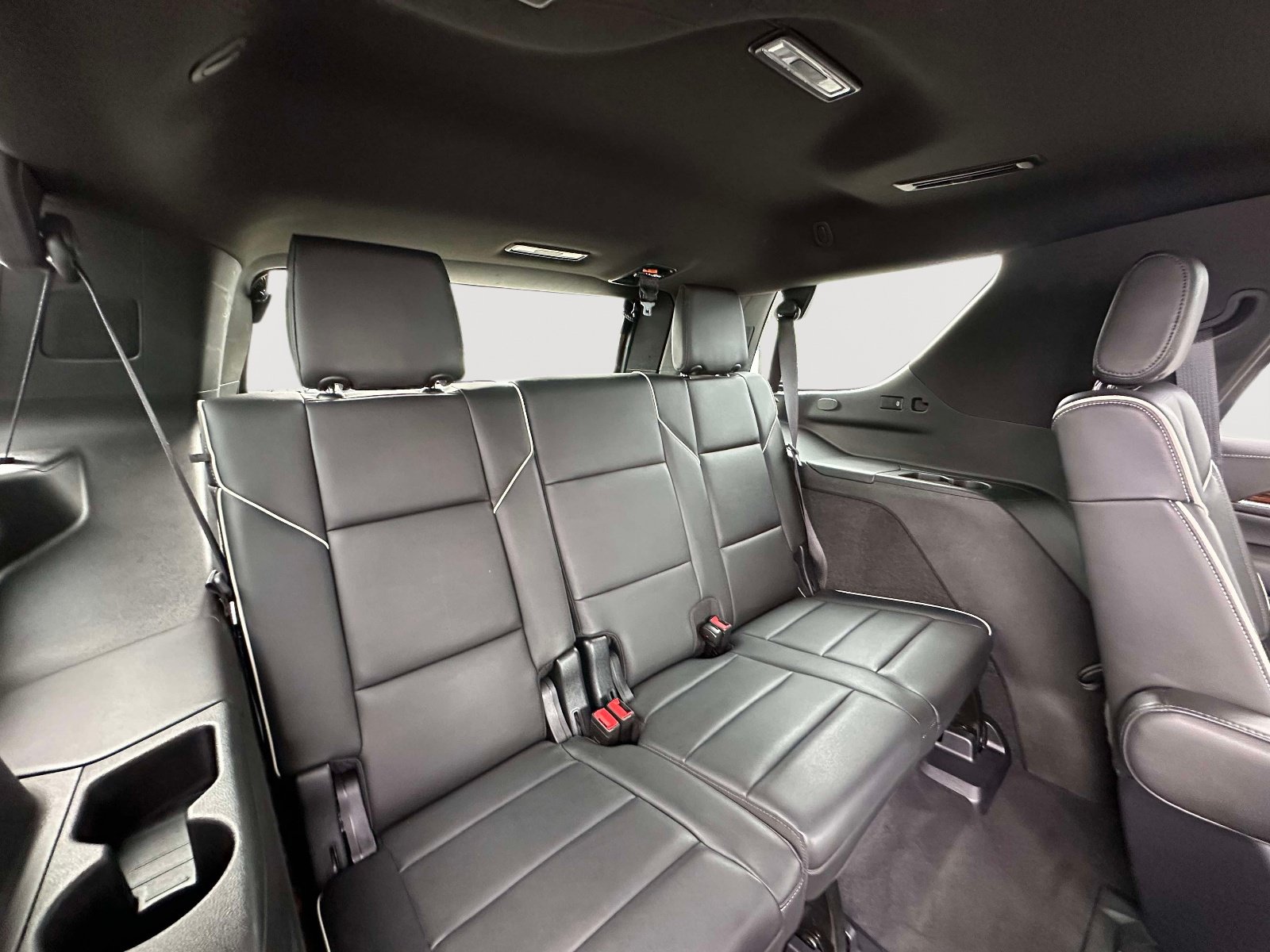 Used 2021 Cadillac Escalade Premium Luxury AWD/4WD image 35