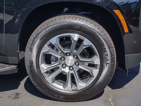 New 2026 Chevrolet Tahoe LT w/ Comfort Package image 9