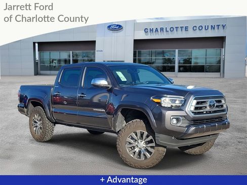 Used 2021 Toyota Tacoma Limited image 1