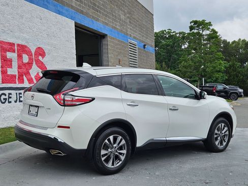 Used 2018 Nissan Murano S AWD/4WD image 7