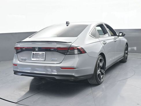 Used 2024 Honda Accord Sport image 5
