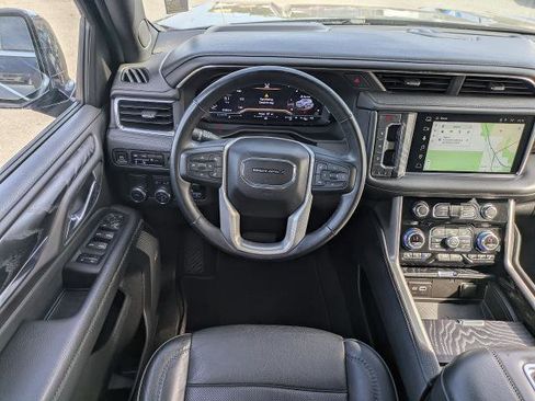 Used 2023 GMC Yukon Denali w/ Max Trailering Package image 17