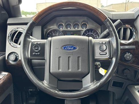 Used 2014 Ford F250 Platinum w/ FX4 Off-Road Package AWD/4WD image 37
