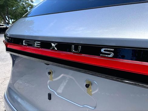 Used 2025 Lexus RX 350 Premium image 31