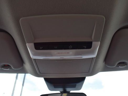 Certified 2024 Nissan Sentra SV FWD image 39