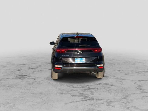 Used 2021 Kia Sportage LX image 7