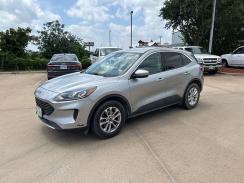 Used 2021 Ford Escape SE w/ Convenience Package FWD image 1