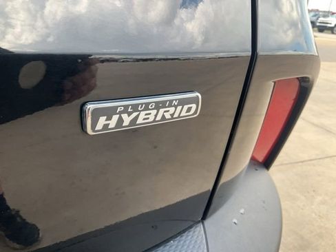 Used 2024 Ford Escape SE FWD image 29
