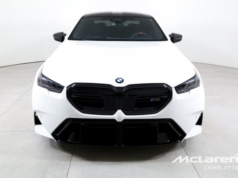 Used 2026 BMW M5 w/ Carbon Package AWD/4WD image 4