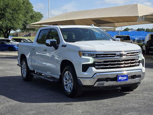 Certified 2024 Chevrolet Silverado 1500 LTZ w/ LTZ Convenience Package II AWD/4WD image 3