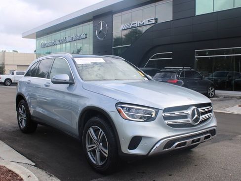 Certified 2022 Mercedes-Benz GLC 300 w/ Premium Package Lite image 3