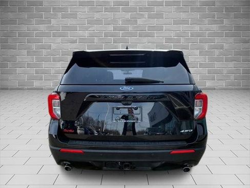 Certified 2024 Ford Explorer ST-Line w/ Class IV Trailer Tow Package image 4